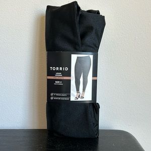 Torrid Liquid Legging Size 2